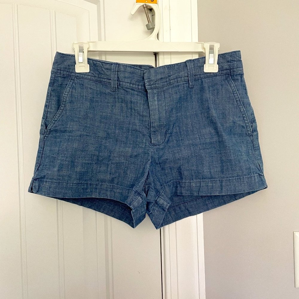 Gap Chambray Shorts | Size 6